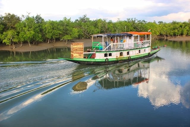 Bengal Backwaters & Sundarbans Cruise