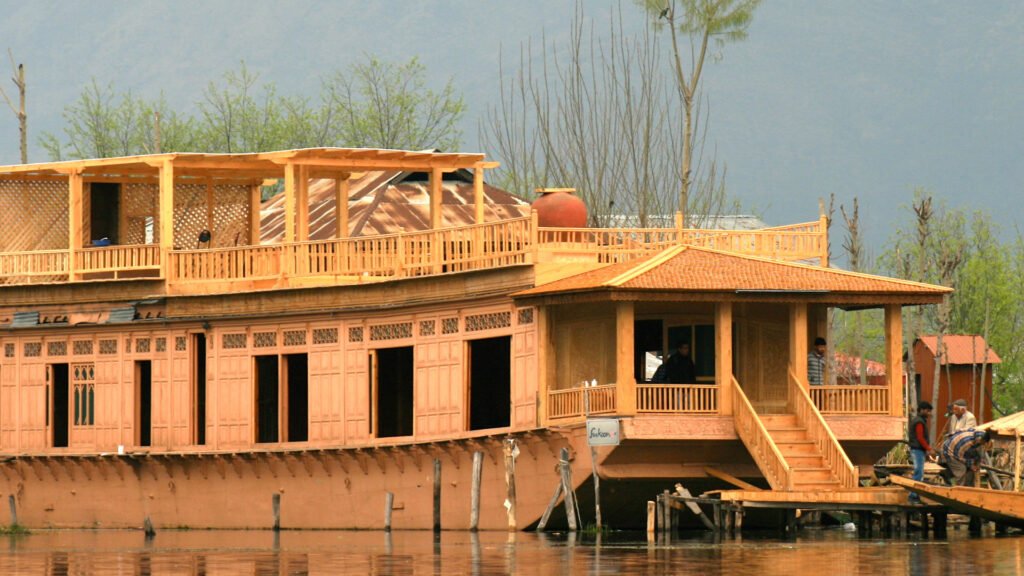 Sukoon Houseboat